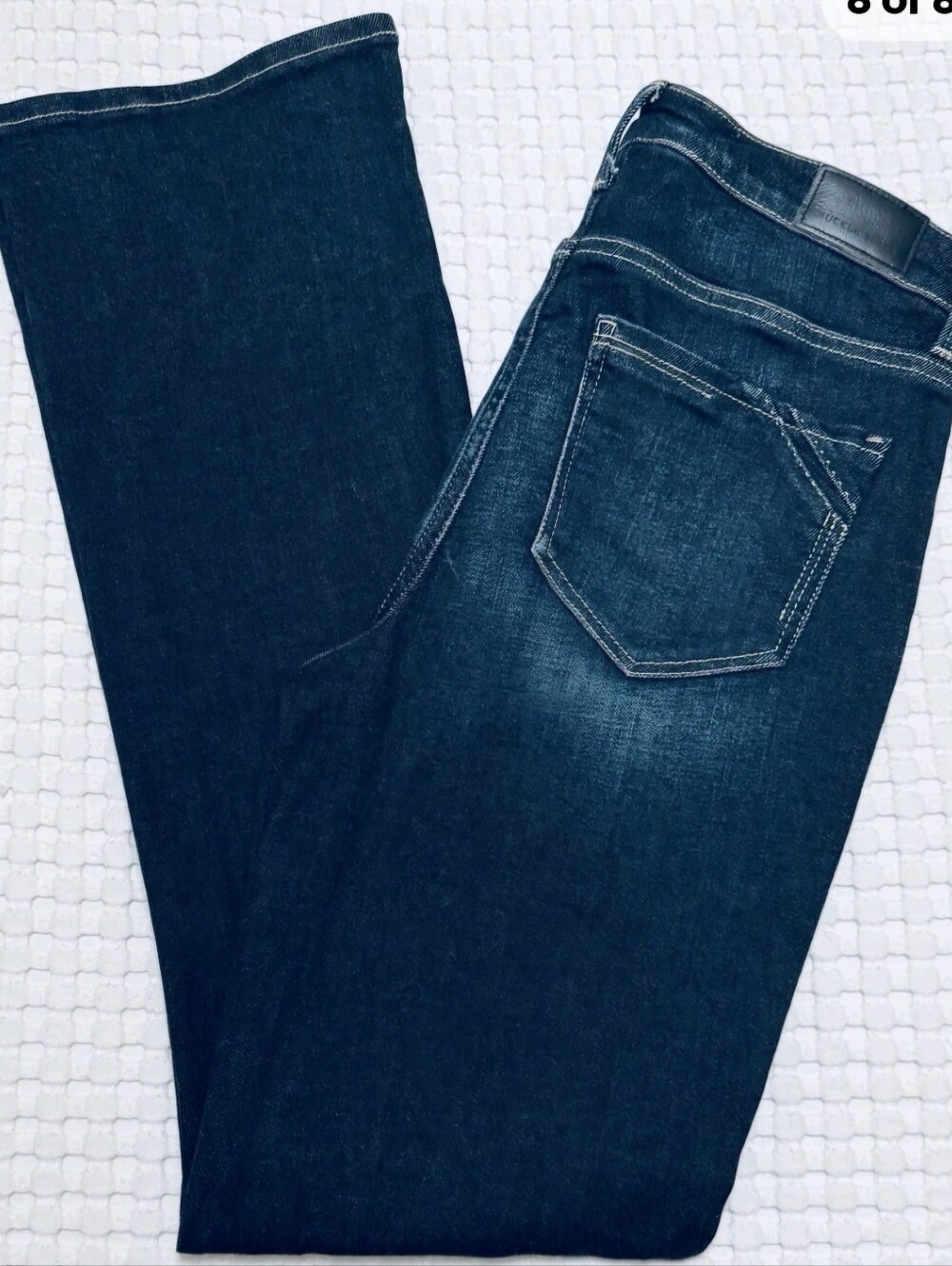 NWOT! Womans Buckle Black Fit No. 75 Tailored Bootcut Jeans